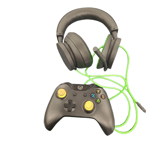 Microsoft XBOX Controller with Head Set