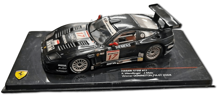 Ferrari 575M #17 Collectable Model Car 1:64 Scale with Case