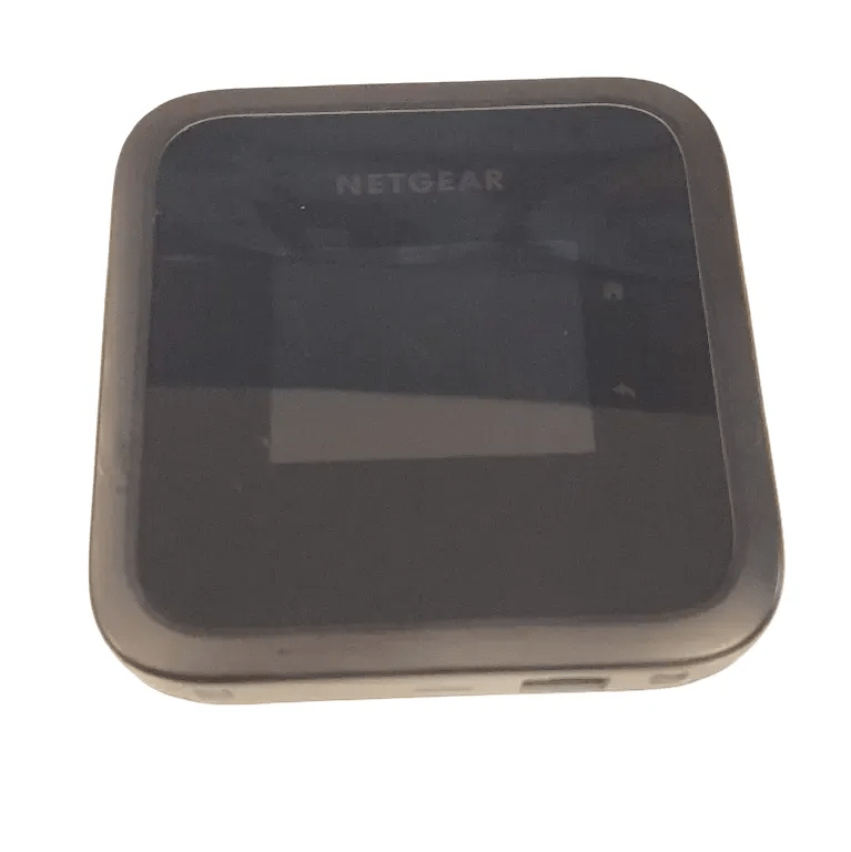 Netgear Nighthawk M6 5G WiFi 6 Mobile Router With 5G Sub-6 bands with Power and Pouch