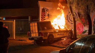 Violence in Australian town after arrest of man over girl’s murder Violence in Australian town after arrest of man over girl’s murder