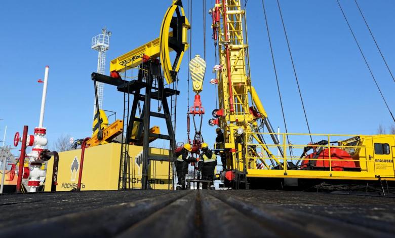 US Sanctions on Russian Oil Giants Send Shockwaves Across China US Sanctions on Russian Oil Giants Send Shockwaves Across China