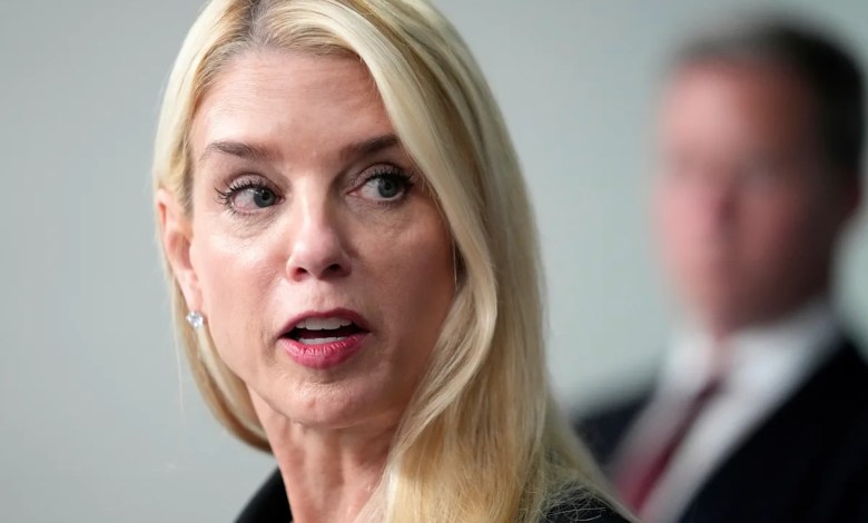 Justice Department fires man accused of throwing sandwich at agent during Trump DC intervention Justice Department fires man accused of throwing sandwich at agent during Trump DC intervention