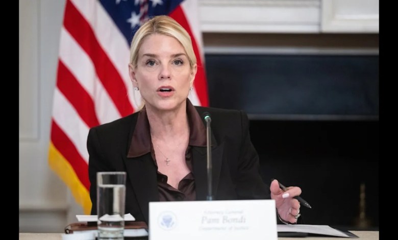 Signs emerge that Pam Bondi is deeply disliked in MAGA-world Signs emerge that Pam Bondi is deeply disliked in MAGA-world