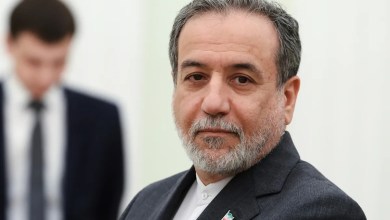 Iran offers to end chokehold on Strait of Hormuz and asks US to end blockade, officials say Iran offers to end chokehold on Strait of Hormuz and asks US to end blockade, officials say
