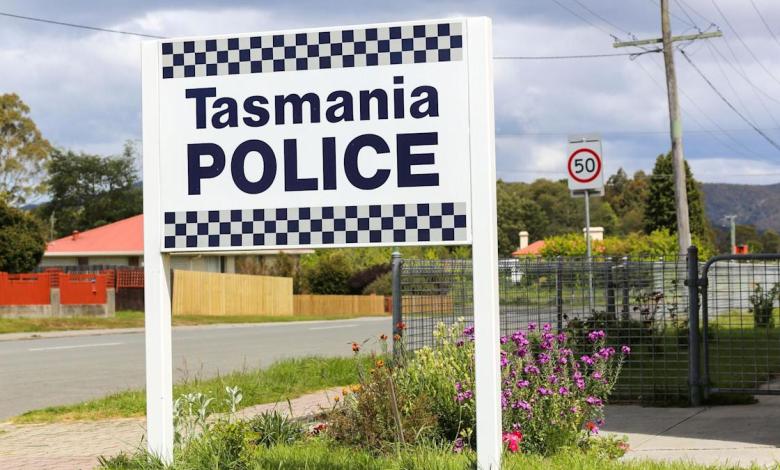 Australian police officer shot dead at rural property Australian police officer shot dead at rural property