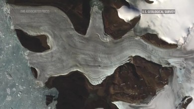 Huge hidden flood bursts through the Greenland ice sheet surface Huge hidden flood bursts through the Greenland ice sheet surface