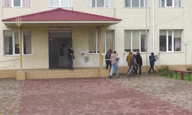 Ukrainian schools in Odesa region swap coal for straw to stay warm Ukrainian schools in Odesa region swap coal for straw to stay warm