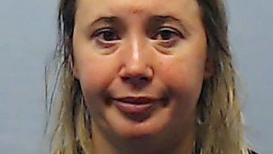 Concerned Neighbors Noticed Young Male Going in and Out of Middle School Teacher’s House. Now She’s Accused of Sex Assault Concerned Neighbors Noticed Young Male Going in and Out of Middle School Teacher’s House. Now She’s Accused of Sex Assault