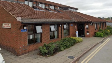 Doctor Suspended After Scheduling Fake End of Day Appointments to Avoid Being Late to Pick Up Her Kids Doctor Suspended After Scheduling Fake End of Day Appointments to Avoid Being Late to Pick Up Her Kids