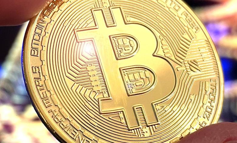 Bitcoin price under pressure, slips below ,000 as ‘self-fulfilling prophecy’ puts 4-year cycle in focus Bitcoin price under pressure, slips below ,000 as ‘self-fulfilling prophecy’ puts 4-year cycle in focus
