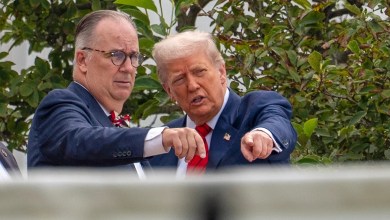 Trump quietly appoints 4 members to commission that will review his White House ballroom plan Trump quietly appoints 4 members to commission that will review his White House ballroom plan