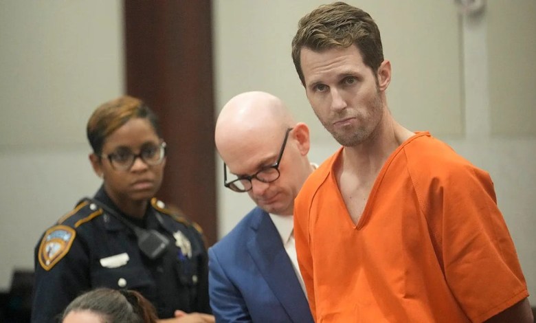 Texas man accused of killing pregnant wife allegedly cuts off ankle monitor and flees to Italy Texas man accused of killing pregnant wife allegedly cuts off ankle monitor and flees to Italy