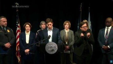 Sen. Klobuchar: 'We need ICE out of Minnesota' Sen. Klobuchar: 'We need ICE out of Minnesota'