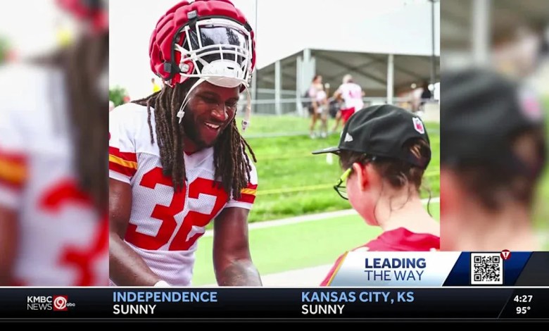 Chiefs training camp dream comes true for young fan who meets Patrick Mahomes Chiefs training camp dream comes true for young fan who meets Patrick Mahomes