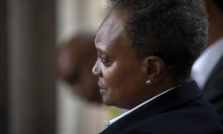 Former Chicago Mayor Lori Lightfoot sued over credit card debt Former Chicago Mayor Lori Lightfoot sued over credit card debt