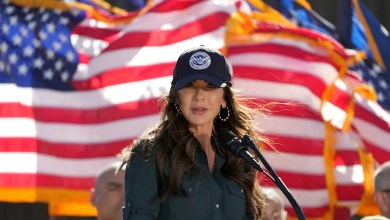 Judge nixes latest policy requiring 7 days’ notice for Congress members to visit ICE facilities Judge nixes latest policy requiring 7 days’ notice for Congress members to visit ICE facilities