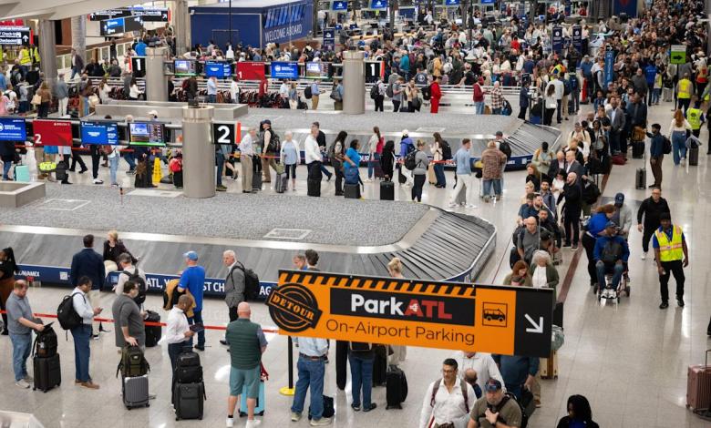 TSA lines are so bad at some airports that United and Delta are letting passengers move their flights TSA lines are so bad at some airports that United and Delta are letting passengers move their flights
