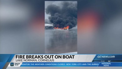 Large cabin cruiser boat erupts in flames in Cornelius Large cabin cruiser boat erupts in flames in Cornelius