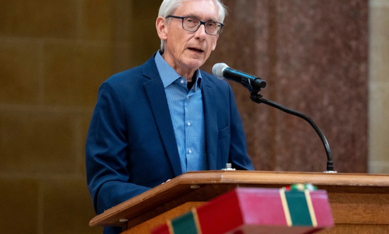 Gov. Tony Evers vetoes ‘no tax on tips’ and overtime bills Gov. Tony Evers vetoes ‘no tax on tips’ and overtime bills