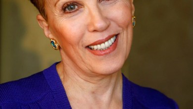 Woman leaves little to the imagination with comment to son Woman leaves little to the imagination with comment to son