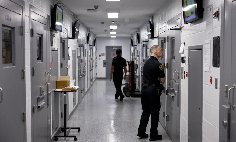 Suicide is a leading cause of death among inmates. Can jails do more? Suicide is a leading cause of death among inmates. Can jails do more?