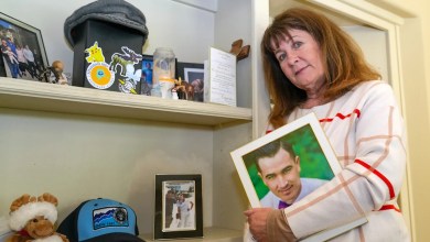 Weapons-grade chemical carfentanil surges as dangerous substitute for fentanyl Weapons-grade chemical carfentanil surges as dangerous substitute for fentanyl