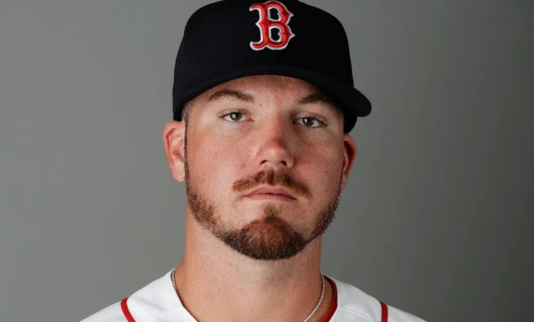 Former Red Sox pitcher Austin Maddox sentenced to 3 years in prison for soliciting a minor Former Red Sox pitcher Austin Maddox sentenced to 3 years in prison for soliciting a minor