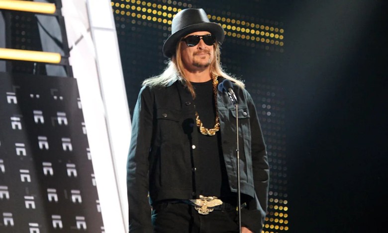 Kid Rock faces backlash after private jet with shocking feature is spotted at airport: ‘Money cannot buy class’ Kid Rock faces backlash after private jet with shocking feature is spotted at airport: ‘Money cannot buy class’