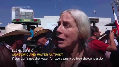 Farmers roll into Mexico City on tractors to fight water law reform Farmers roll into Mexico City on tractors to fight water law reform