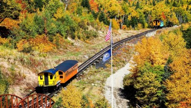 This Historic Train Climbs the Tallest Mountain in New England—and It Has Prime Fall Foliage Views This Historic Train Climbs the Tallest Mountain in New England—and It Has Prime Fall Foliage Views