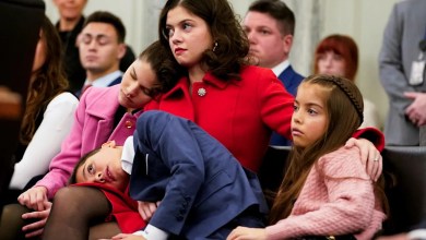 DOT Secretary’s daughter rants after 15-minute TSA checkpoint wait DOT Secretary’s daughter rants after 15-minute TSA checkpoint wait