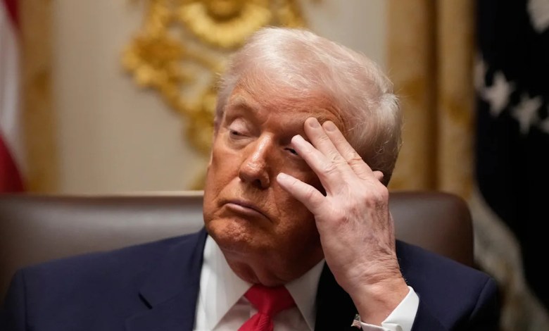 Drudge Report Highlights Alarming Stories on Trump’s ‘Hole in Hand’ Drudge Report Highlights Alarming Stories on Trump’s ‘Hole in Hand’