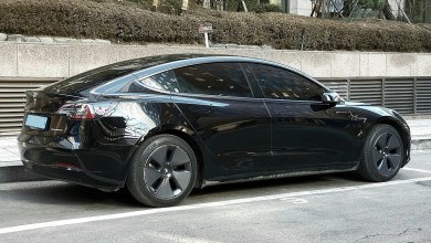 Parked Tesla Goes Up in Flames Moments After Owner Hears ‘Almighty Explosion’ Parked Tesla Goes Up in Flames Moments After Owner Hears ‘Almighty Explosion’