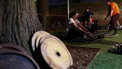 Doctors want more women lifting weights. Experts say welcoming gyms and education would help Doctors want more women lifting weights. Experts say welcoming gyms and education would help