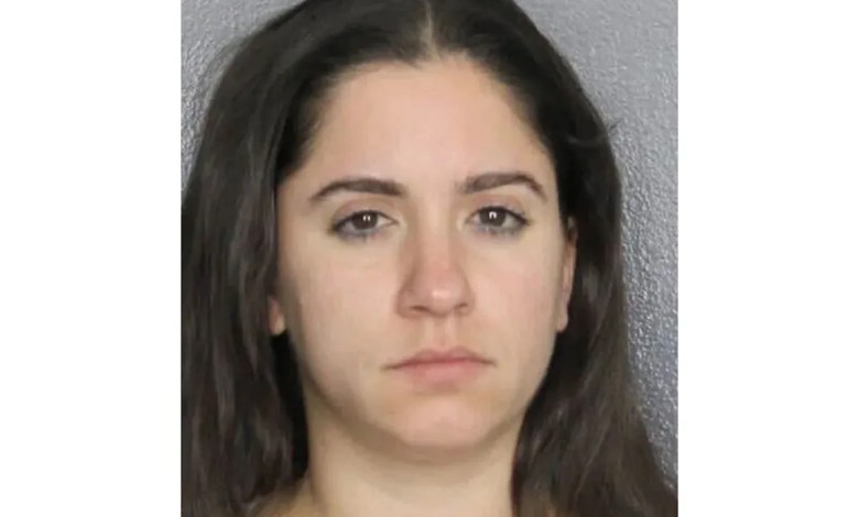 Mom Arrested After Allegedly Leaving Her 3-Year-Old and 4-Year-Old with Her Uber Driver for Hours While She Went to a Shopping Plaza Mom Arrested After Allegedly Leaving Her 3-Year-Old and 4-Year-Old with Her Uber Driver for Hours While She Went to a Shopping Plaza