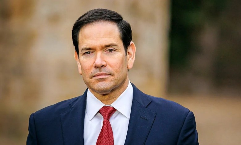 Marco Rubio spotted in Nike tracksuit aboard Air Force One during trip to China, igniting memes online Marco Rubio spotted in Nike tracksuit aboard Air Force One during trip to China, igniting memes online
