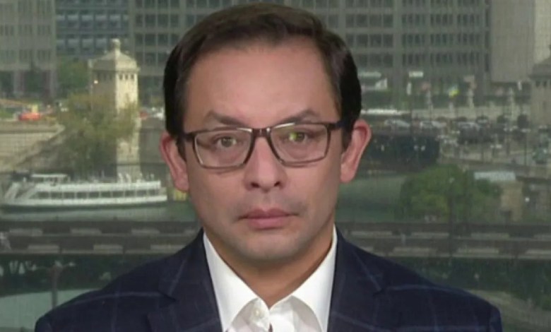 Chicago alderman says police are ‘handcuffed’ from stopping teen takeovers under Mayor Brandon Johnson Chicago alderman says police are ‘handcuffed’ from stopping teen takeovers under Mayor Brandon Johnson