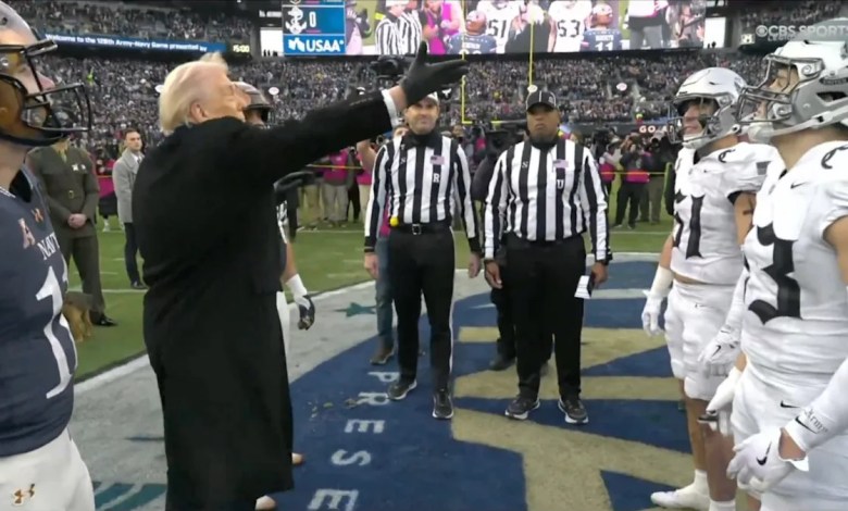 ‘Looked Like a Space Alien Wholly Unfamiliar With the Concept’ ‘Looked Like a Space Alien Wholly Unfamiliar With the Concept’