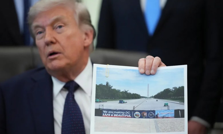 Trump says he’ll resurface Lincoln Memorial Reflecting Pool, turning it blue Trump says he’ll resurface Lincoln Memorial Reflecting Pool, turning it blue