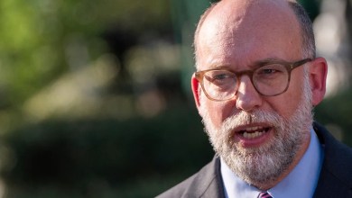 Federal employees file complaint against Trump administration’s ban on gender-affirming care Federal employees file complaint against Trump administration’s ban on gender-affirming care