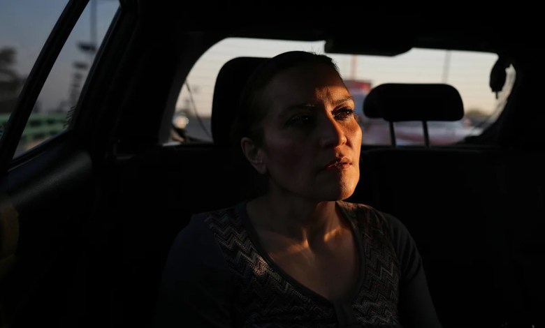 Sexual harassment in Mexico drives women to look for rides with other women Sexual harassment in Mexico drives women to look for rides with other women