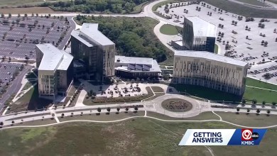 Oracle layoffs in Kansas City could have ‘double impact,’ economist says Oracle layoffs in Kansas City could have ‘double impact,’ economist says