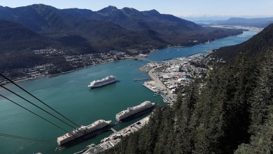 Alaska capital Juneau urged to evacuate as ‘glacial outburst’ flood looms Alaska capital Juneau urged to evacuate as ‘glacial outburst’ flood looms