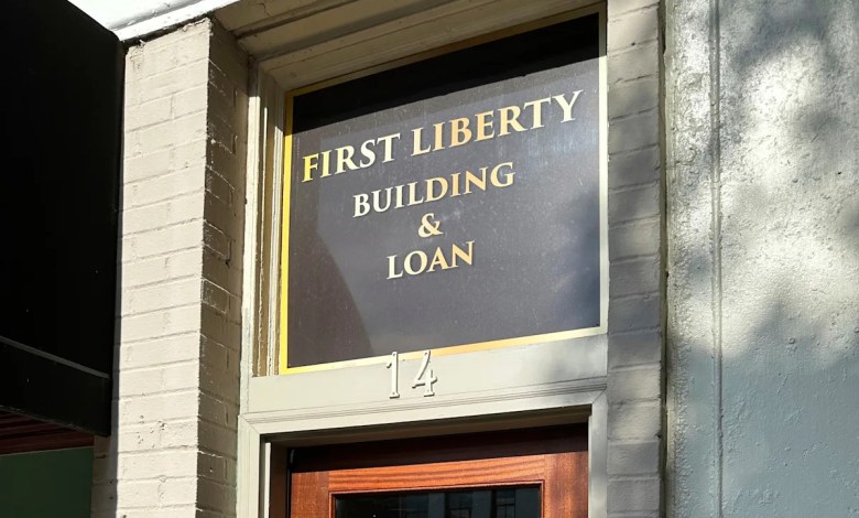 Federal officials say a prominent Georgia Republican was running a 0 million Ponzi scheme Federal officials say a prominent Georgia Republican was running a 0 million Ponzi scheme