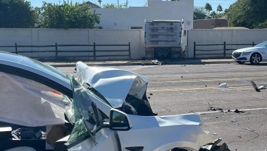 Tesla crashes head-on with dump truck in Scottsdale, injuring 2 Tesla crashes head-on with dump truck in Scottsdale, injuring 2