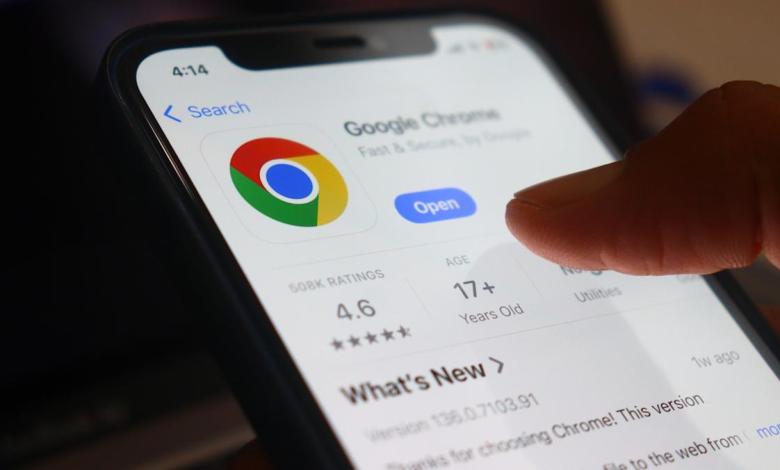 Apple Is Warning iPhone Users To Stop Using This Popular Browser Apple Is Warning iPhone Users To Stop Using This Popular Browser