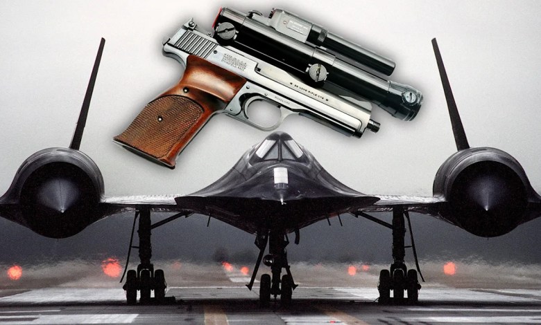 SR-71 Blackbird Crews Had These Custom Smith & Wesson Pistols Built For Them SR-71 Blackbird Crews Had These Custom Smith & Wesson Pistols Built For Them