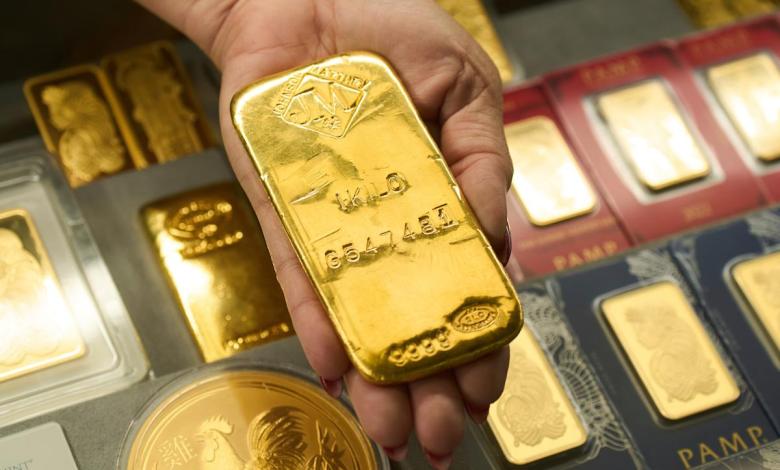 Gold steadies, bitcoin plunges as debasement trade rally comes to a halt Gold steadies, bitcoin plunges as debasement trade rally comes to a halt