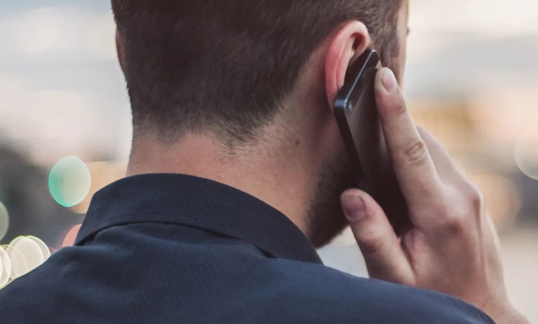 Man ‘Politely’ Asks Boss Not to Contact Him After Work Hours, but Manager Fires Back Man ‘Politely’ Asks Boss Not to Contact Him After Work Hours, but Manager Fires Back