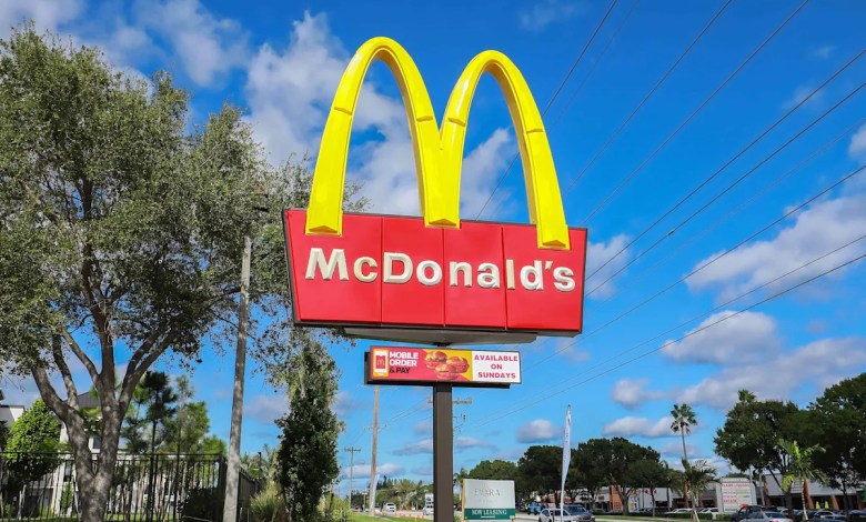 McDonald’s Newest Burger Has Fans Claiming It’s ‘So Much Better Than The Big Mac’ McDonald’s Newest Burger Has Fans Claiming It’s ‘So Much Better Than The Big Mac’